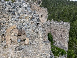 Fototapeta na wymiar Ruins of Belfort castle near Brienz on the Swiss alps