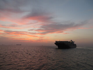 Obraz premium ship,sea, and evening