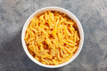 American creamy macaroni and cheese pasta