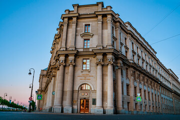 Obraz premium Pink sunset streets of St. Petersburg, a tourist city with beautiful old architecture.. Saint Petersburg, Russia - 4 July 2021
