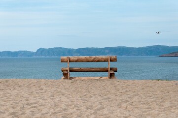 Obraz premium bench on the beach