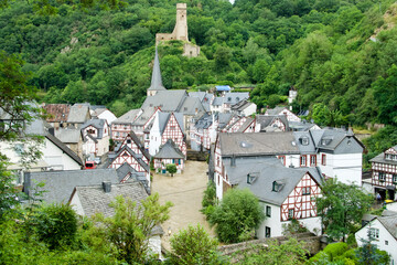 Das Dorf Monreal liegt im Hochwasser