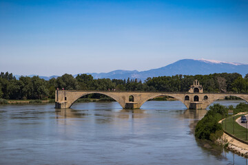 Fototapeta na wymiar Brücke in Avignon