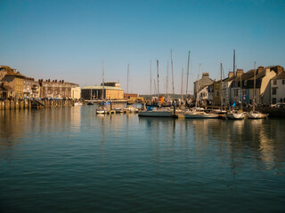 Fototapeta na wymiar weymouth harbour 