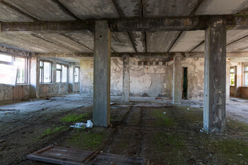 Fototapeta na wymiar room in an empty abandoned building