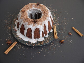 Winterlicher Schokoladenkuchen