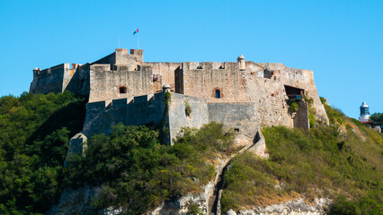 Fototapeta na wymiar View of the castillo del Morro castle from the sea side.
