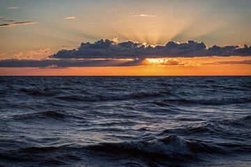 Obraz premium Sunset on Lake Peipsi. Pskov region. Russia