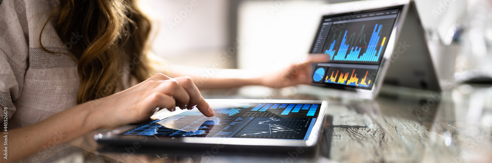 Poster kpi data analytics dashboard