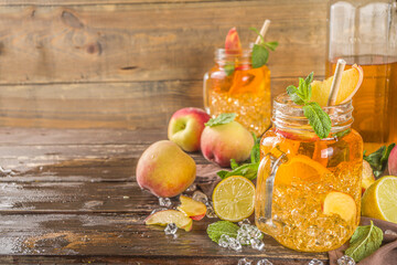 Homemade Peach Sweet Tea