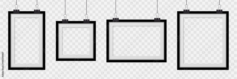 Poster set realistic empty frames on transparent background. collection square photo frame empty blank mock