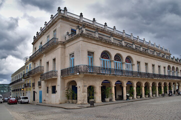 Fototapeta na wymiar Colonial architecture in Havana, Cuba.