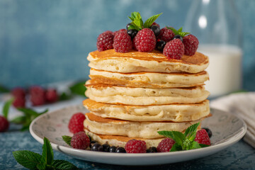 Fluffy american pancakes