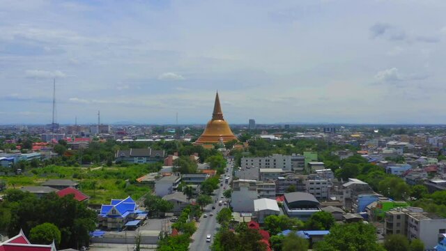 Wat Phra Pathom Chedi Ratchaworamahawihan or Wat Phra Pathommachedi Ratcha Wora Maha Wihan, in Nakhon Pathom, Thailand