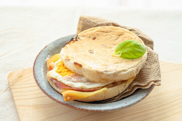 ホットサンド　イングリッシュマフィン