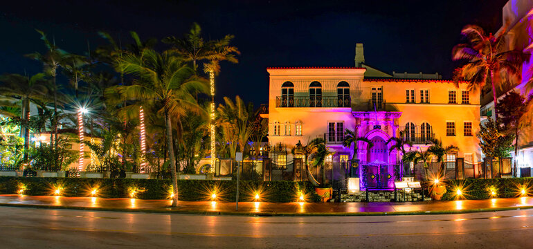 Miami Beach, Florida. June 29, 2021 .Panoramic View Of The Villa Casa Casuarina (Versace Mansion) In Ocean Drive.