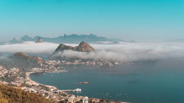 Scenic view of the Niteroe City Park in Charitas, Brazil under clear sky