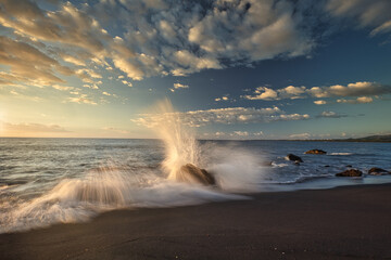 Plage de sable noir, St-Paul, La Réunion.