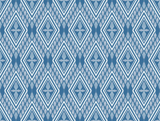 Ethnic abstract triangle pattern art. Seamless pattern in tribal, folk embroidery, and Mexican style. Aztec geometric art ornament print.Design for carpet, clothing, wrapping, fabric, cover, textile