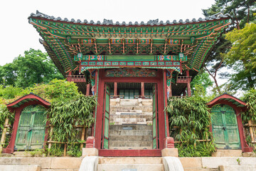 창덕궁 후원의 주합루 규장각 입구 어수문