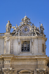 Fototapeta premium St. Peter's Basilica (Consecrated 1626). Papal Basilica of St. Peter in Vatican - the world's largest church, is the center of Christianity. Vatican.
