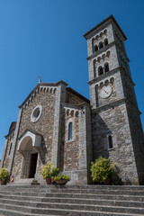 Fototapeta na wymiar Church of San Salvatore Castellina in Chianti