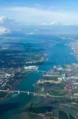 Naklejka premium Aerial view of the city 