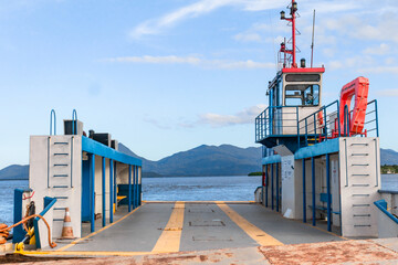 Ferry for vehicles and people between the city of Cananéia and Ilha Comprida.