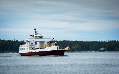 Fototapeta premium Returning to the Dockside