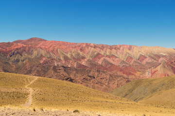 Fototapeta na wymiar Hill of 14 colours (Cerro de 14 colores), El Hornocal, Humahuaca, Jujuy Argentina. Unesco world heritage.