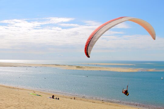 French paraglider