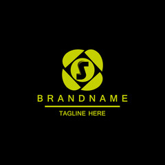 Initial letter S Modern Shutter Camera Logo Ideas. Inspiration logo design. Template Vector Illustration. Isolated On White Background