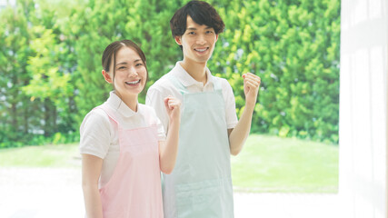 笑顔の介護福祉士