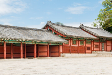 Fototapeta premium 창덕궁의 궁궐 건물들 