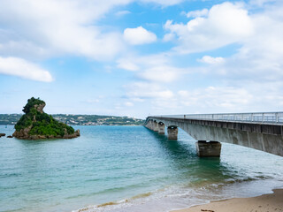 沖縄の名所、古宇利大橋