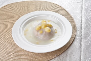 chinese teo chew hot yam taro sweet paste with ginkgo nut pumpkin in coconut creamy milk sauce...