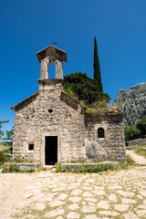 Fototapeta na wymiar Old church in mountains