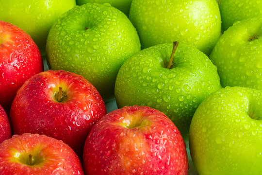 Close up green and red apple raw fruit background. Concept for healthy organic fresh