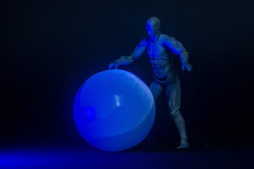 syzyf kula blue figurka człowiek tajemnica - obrazy, fototapety, plakaty