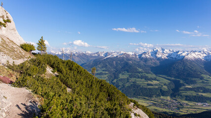 Fototapeta na wymiar landscape in the mountains in austria