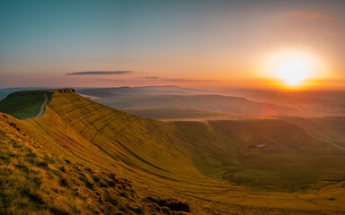 Stunning sunset views of pen y fan corn du south wales brecon becons