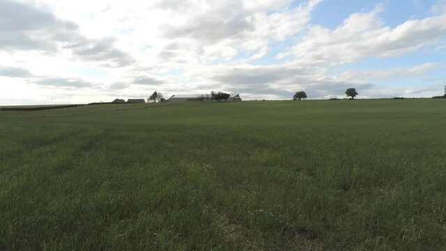 Prairie et ferme dans la Nièvre, Bourgogne