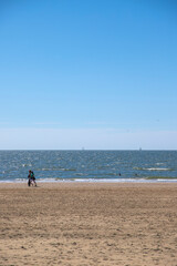 Fototapeta premium People at the beach