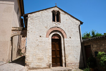 Fototapeta na wymiar church of san martino in the medieval town of spello umbria