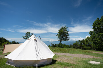 天空のキャンプ場 © Keiichi Wakui