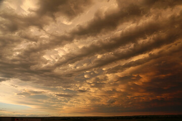 Naklejka na ściany i meble Dramatic sky over horizon - South Dakota