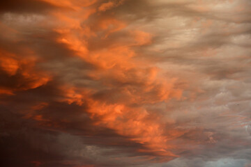 Fototapeta na wymiar Red orange clouds - South Dakota