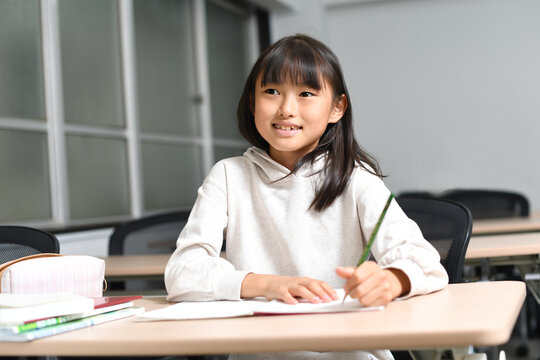 女子小学生images Browse 477 Stock Photos Vectors And Video Adobe Stock