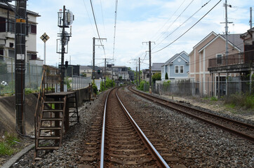 Fototapeta na wymiar 長く伸びる電車のレール。