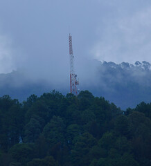 antena en tormenta